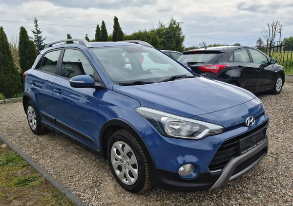 Hyundai i20 cena 43800 przebieg: 143000, rok produkcji 2016 z Kielce małe 154